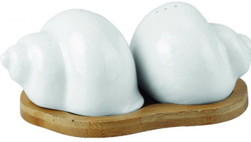 salt and pepper hat stand