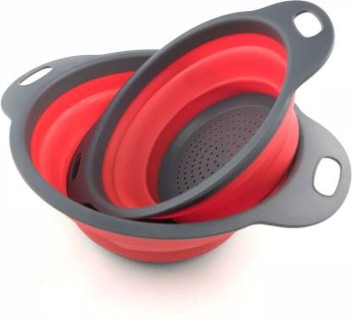 red colander strainer