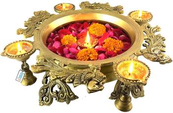 La Creativity Peacock Design Brass Urli With Four Diyas Home Decor Decorative Showpiece 17 Cm Price In India Buy La Creativity Peacock Design Brass Urli With Four Diyas
