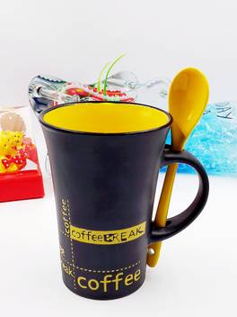 Devendera Industry Ay Black Yellow Colored Printed Cup Ceramic Coffee Tea Milk Soup Cup With