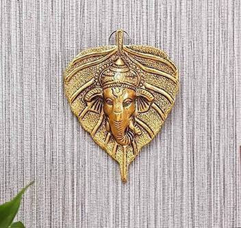 Sai Craft Creations Ganesha On Leaf Wall Hanging Showpiece Ganesh Idols For Home Decor Gift Ganesh