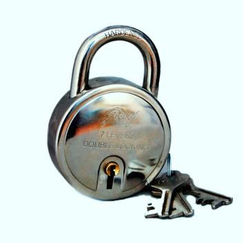 Godrej Round Padlock 7 Lever 3keys Padlock Buy Godrej Round Padlock 7 Lever 3keys Padlock Online At Best Prices In India Sports Fitness Flipkart Com