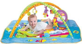 tiny love kick and play