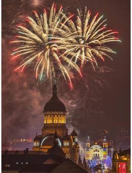 Beautiful Fireworks In Avram Iancu Square Cluj Napoca Romania Premium Poster Canvas Art Artzfolio Com Posters Abstract Animals Animation Cartoons Architecture Art Paintings Children Comics Cuisine Decorative Educational Floral