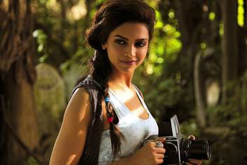 Sombra Poster Deepika Padukone Bollywood Actress 125 Photographic