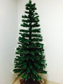 Mistletoe Pine 6 Cm 0 2 Ft Artificial Christmas Tree Price In India Buy Mistletoe Pine 6 Cm 0 2 Ft Artificial Christmas Tree Online At Flipkart Com But this converter is designed to convert an entry in centimeters into both feet and inches. flipkart