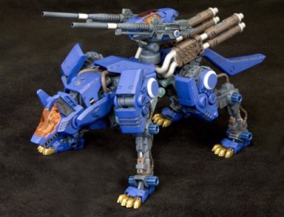 

Kotobukiya Co., Ltd. Zoids Hmm007 Command Wolf Attack Custom 1/72 Scale(Blue)