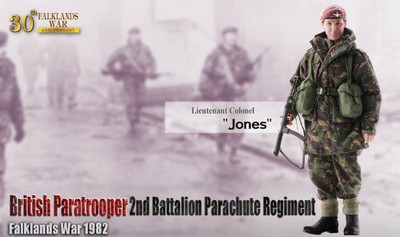 

Dragon Models USA Dragon Models 1/6 "Jones" (Lieutenant Colonel) British(Multicolor)