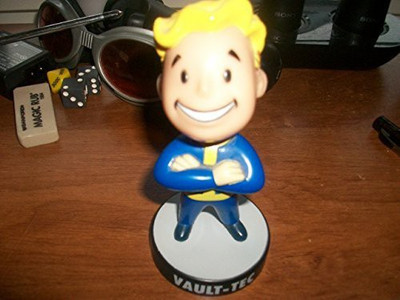 

Avner-Toys Fallout 3 Vault Tec Pip Boy Bobble Head(Multicolor)