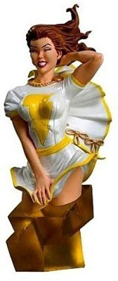 

DC Comics Women of the Universe: Series 2: Shazam! Mary Bust(Multicolor)