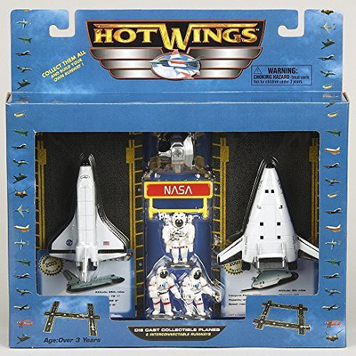 

Hot Wings Planes Hot Wings Space Play Set(White)