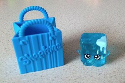

Hasbro Spiderman * Web Splashers * Hyperwave * Shoots Water(Multicolor)