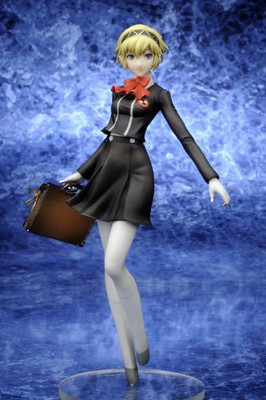 

quesQ Persona 3 Portable Uniformed Version Aegis Pvc(Multicolor)