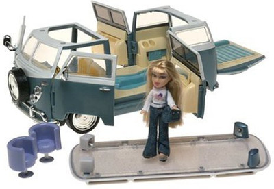 

Lil'Bratz Transforming Bus Playset With Ailani Doll(Multicolor)