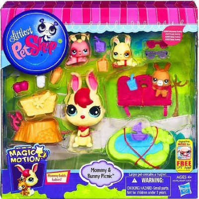 

Littlest Pet Shop Magic Motion Mommy & Bunny Picnic Playset(Multicolor)