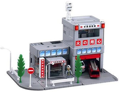 

Takara Tomy Tomica Town - Fire Station(Multicolor)