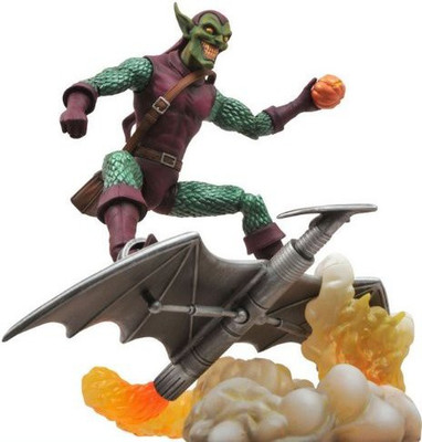 

Diamond Select Toys Marvel Select: Green Goblin Action Figure(Multicolor)
