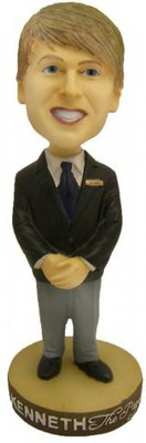 

NBC Universal East 30 Rock Kenneth The Page Bobblehead(Multicolor)