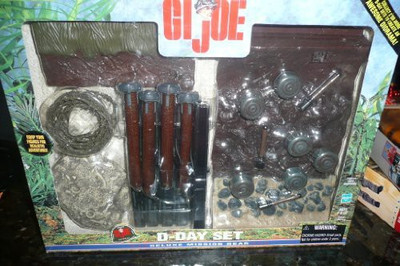 

G.I. Joe Dday Deluxe Mission Gear(Multicolor)