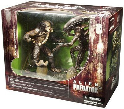 

McFarlane Toys Movie Maniacs Series 5 Deluxe Boxed Set Alien & Predator(Multicolor)