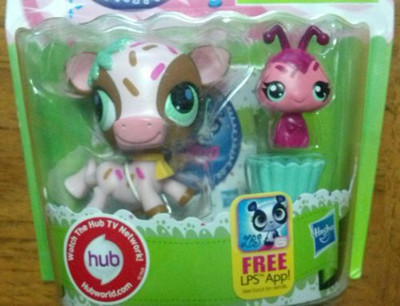 

Hasbro Littlest Pet Shop Sweetest 2 Pack Cow 3126 & Ladybug(Multicolor)