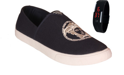 

Delux Look Shoe Men's Combo