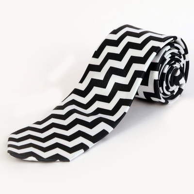 

Blacksmith Black And White Chevron Design Geometric Print Men's Tie, Black;white