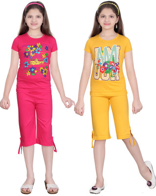 

Sini Mini Girls Casual Top Capri(Multicolor, Multi color