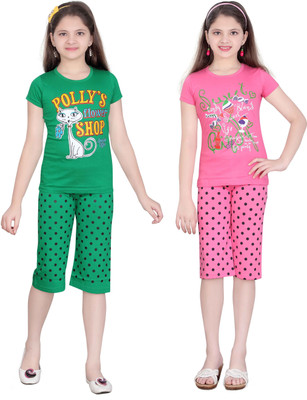 

Sini Mini Kids Nightwear Girls Cotton(Multicolor, Green & mpink & green & mpink