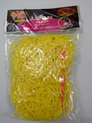 

Shatchi 600 Yellow Loom Band Refill Art Craft Kit Toys With S Clips & Hook, Special Gift For Birthday,Anniversary,Festival