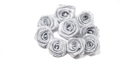

Vardhman Tissue Flowers Silver, Set Of 90 Pcs, Size 4 × 4 × 2 Cms