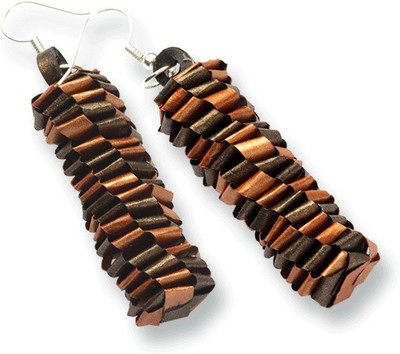 

Toy Kraft Make Elegant Earrings