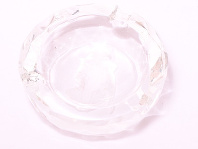 

SRI White Crystal Ashtray