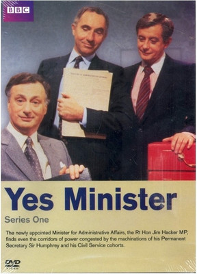 

Yes Minister Series: 1 1(DVD English)