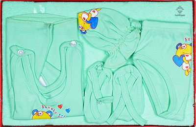 

Sathiyas Baby girls gift set(Green)