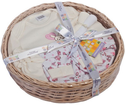 

MeeMee Pampering Present For New Borns(Cream)
