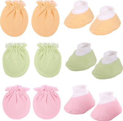 

MomToBe Mittens & Booties(Pink)