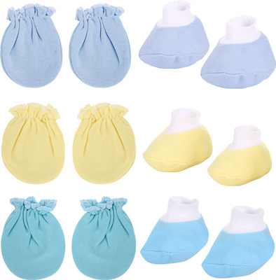 MomToBe Mittens & Booties(Multicolor)