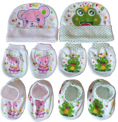 

Kero Kid Pink Bear & Green Frog Mittens Booties Caps Baby Care combo set(Multicolor)