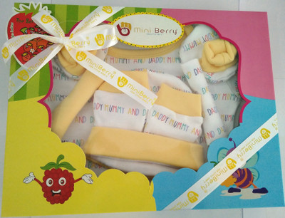 

Mini Berry Gift Set-6 Pcs NEW BORN(Yellow)