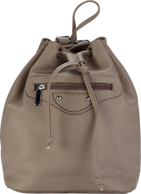 

The Zoya Life Jack 2 L Backpack(Brown), Badge