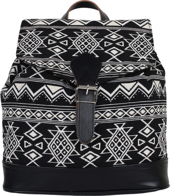 

Anekaant Monochrome/Nava(Navajo) 11 L Backpack(White, Black)
