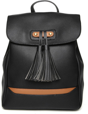 

Mast & Harbour Premium 2.2 L Backpack(Black)