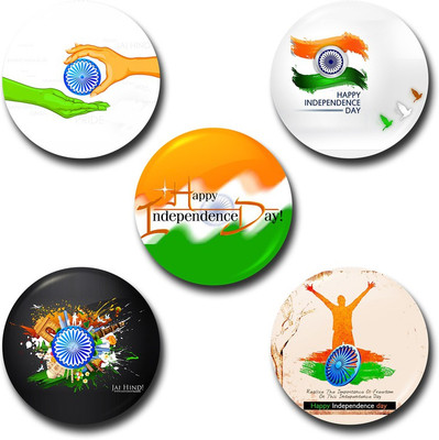 

Capturing Happiness Patriotic Badge