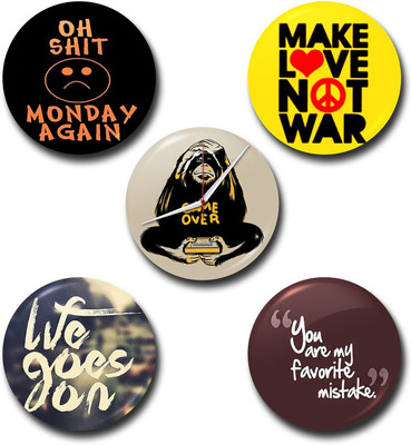 

Capturing Happiness Decorative Badge