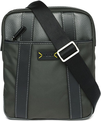 

Viari Lombardy Shoulder Bag(Grey, 5 inch)