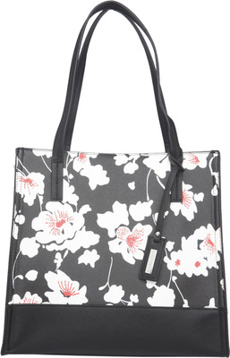 

Vero Moda 1833635 -Black Shoulder Bag(Black, 12 inch)
