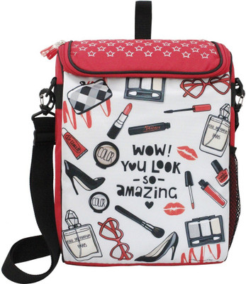

Shopat7 Attractive Sweet Girls Box Shaped 2 In 1 Bag-Pack Cum Sling Bag Sling Bag(Red, 5 L)