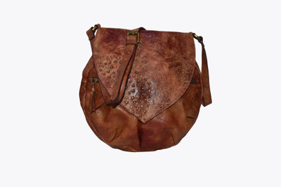 

Pellezzari Gewa Messenger Bag(Tan, 8 L)