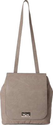

Baggit L Bianca Creamy Khaki (Beige) M Haversack(Khaki, 5 L)